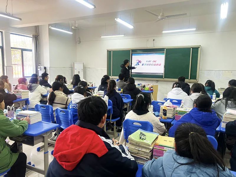 【校园动态】合肥腾飞高级技工学校总校长陈玉华开学第一课宣传贯彻活动全面展开