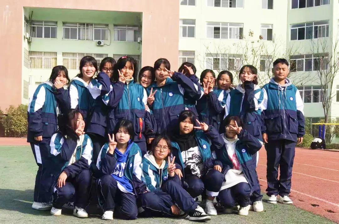 谢谢你们让我改变了自己